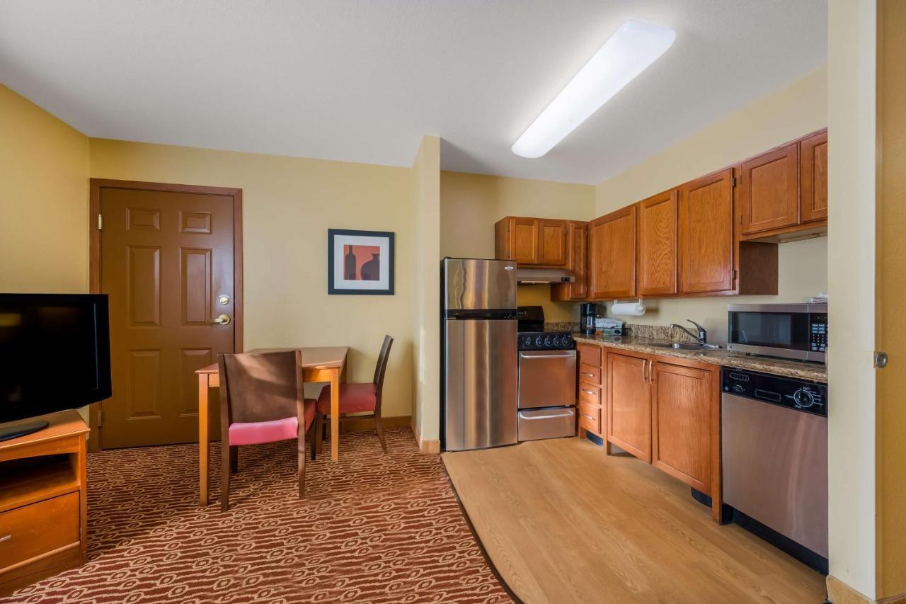 Sonesta Simply Detroit Hotel