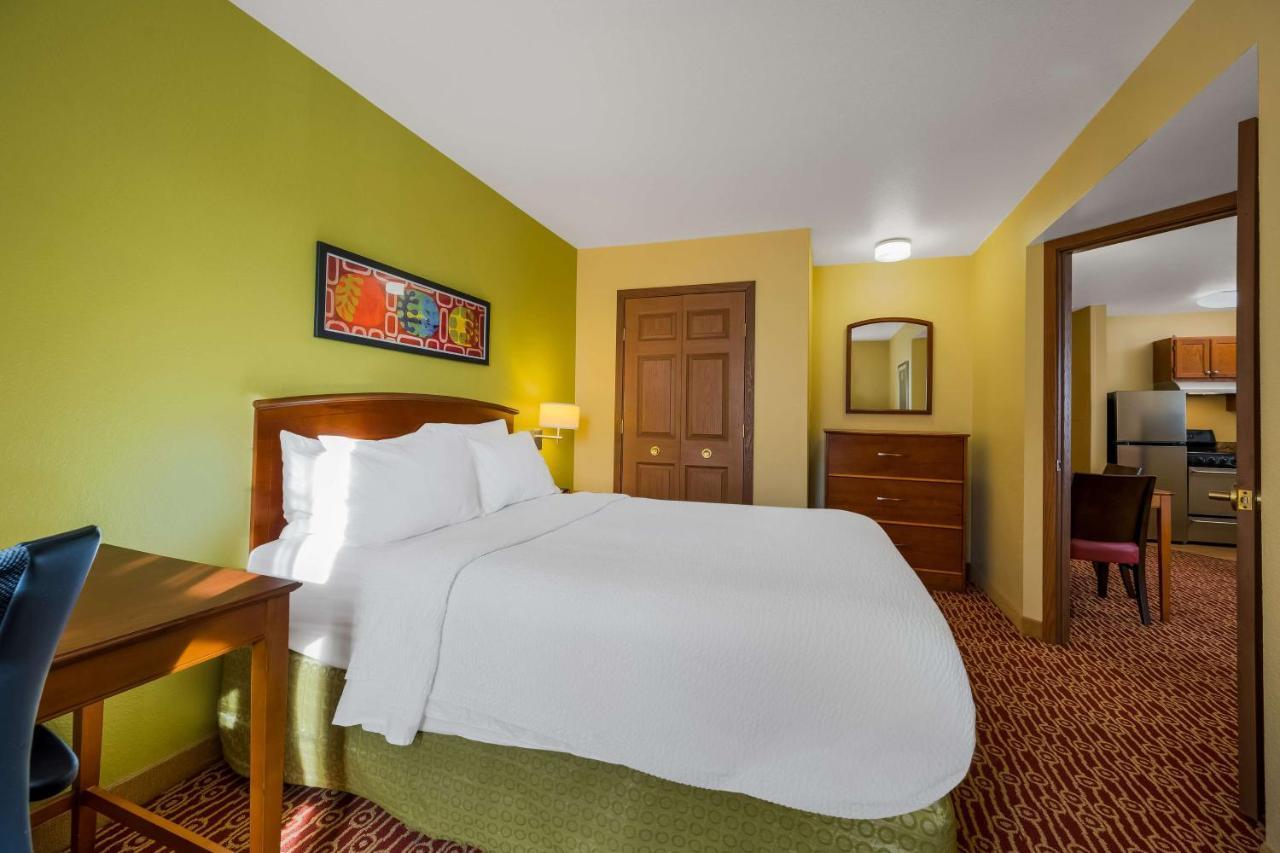 Sonesta Simply Detroit